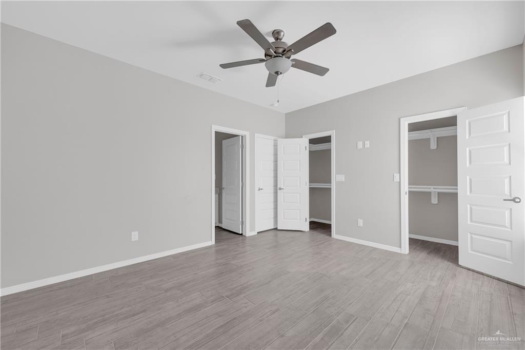 Photo 13 of 5105 Dahlia Street #3