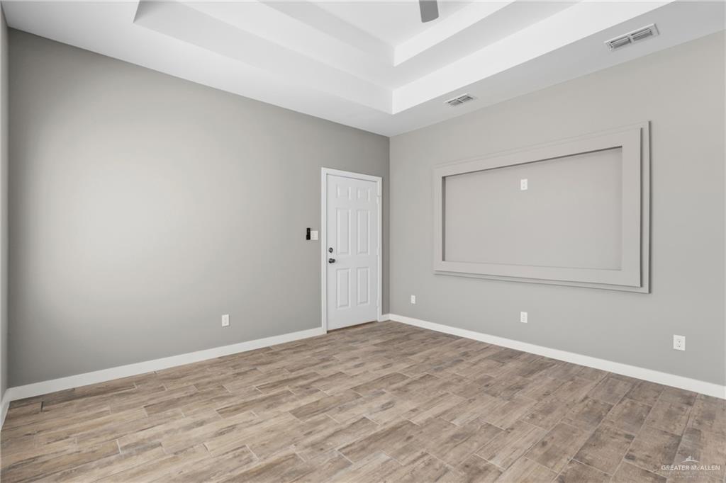 Photo 4 of 513 Hope Drive