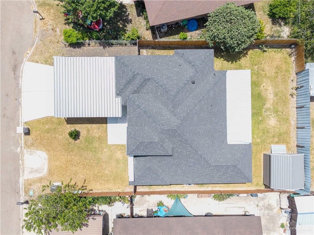 Photo 4 of 1003 Monterrey Street