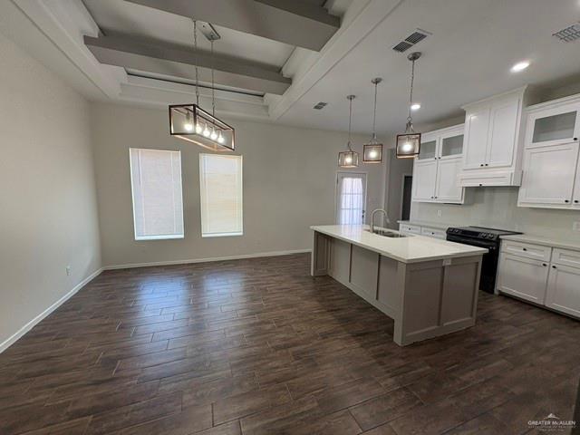Photo 4 of 714 Santa Isabel Street