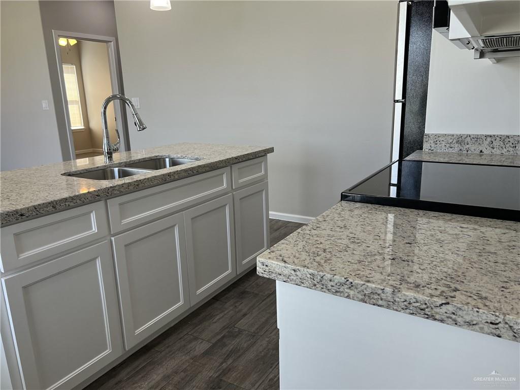 Photo 3 of 5609 Sandpiper Avenue #3