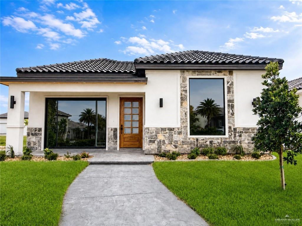 Single Family home at 2621 Hatfield Avenue, Edinburg, Texas