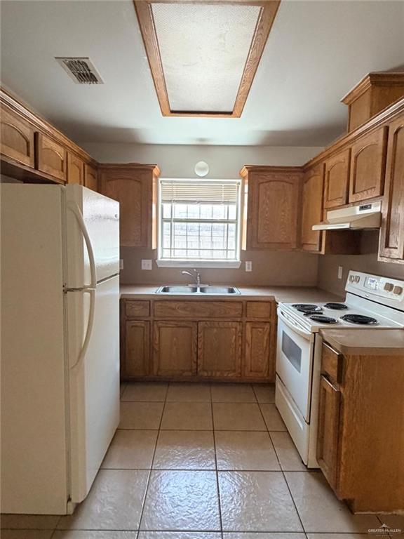 Photo 4 of 803 Emerald Drive #A