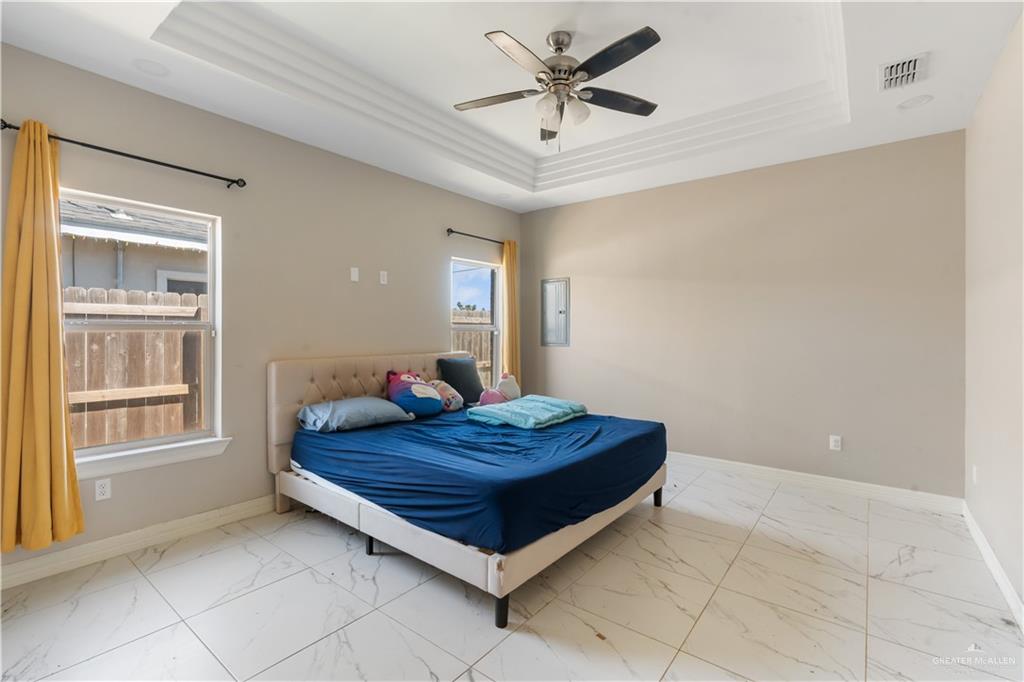 Photo 6 of 822 Whitewing Street