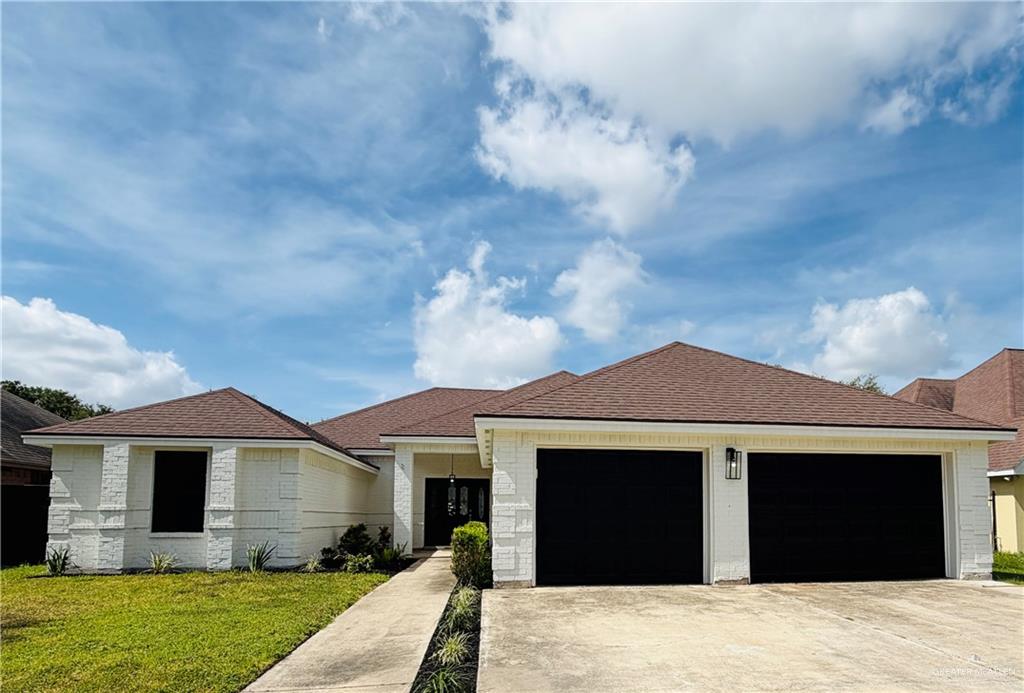 Photo 1 of 1309 Heron Avenue, McAllen