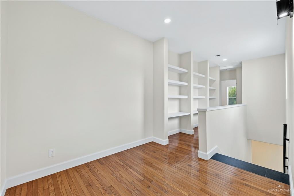 Photo 16 of 2224 45th Street