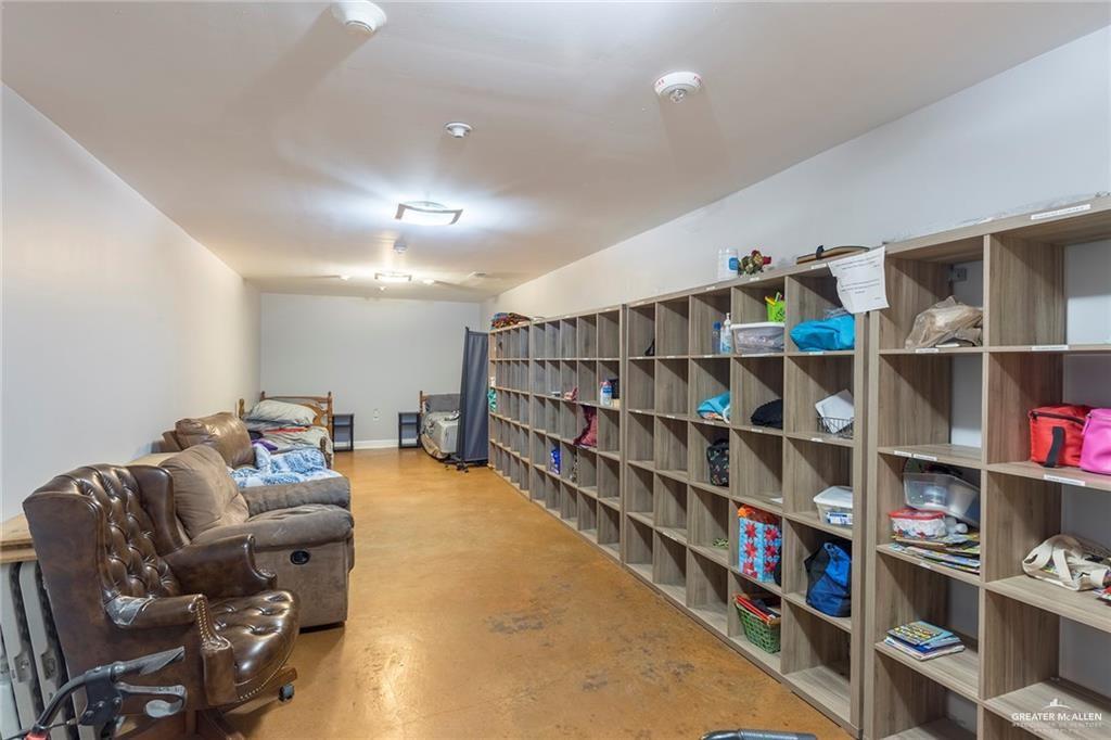 Photo 12 of 1212 Raul Longoria Road