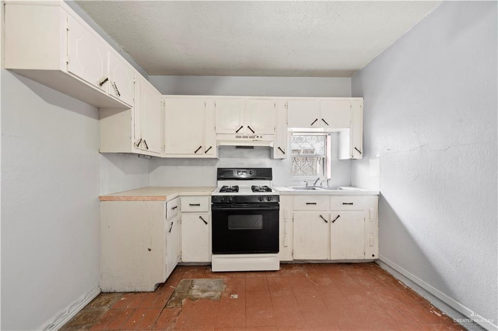 Photo 10 of 605 8th Street