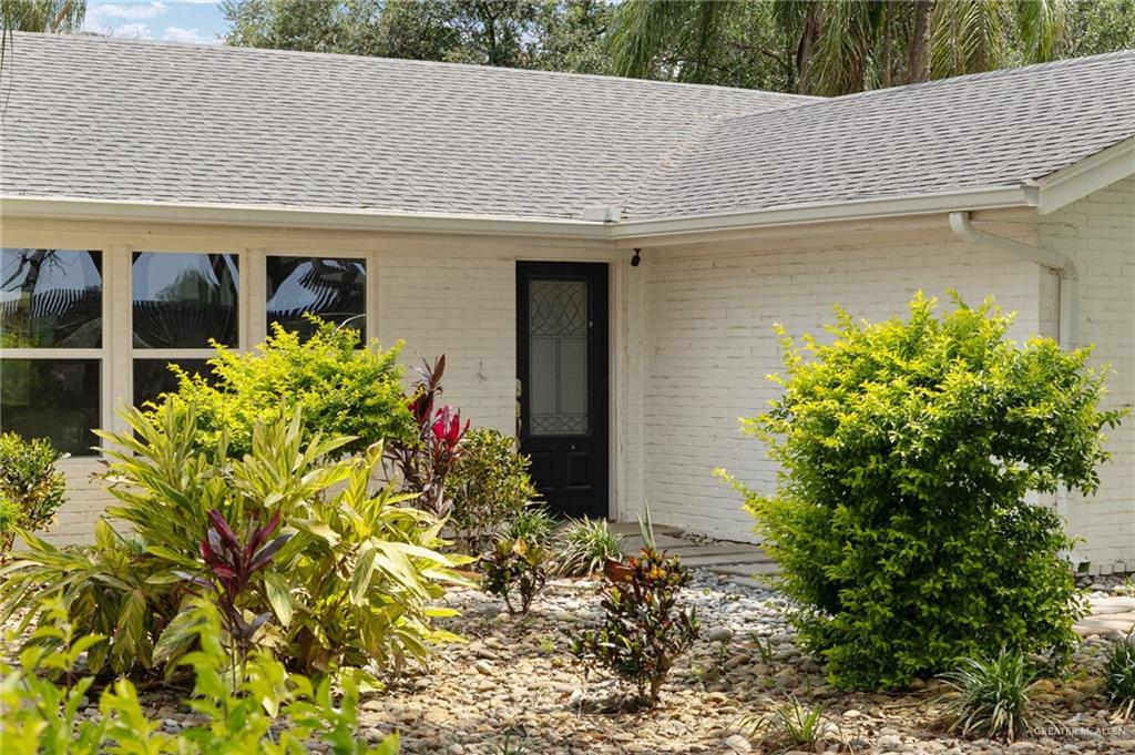 Photo 3 of 1411 Moon Lake Drive