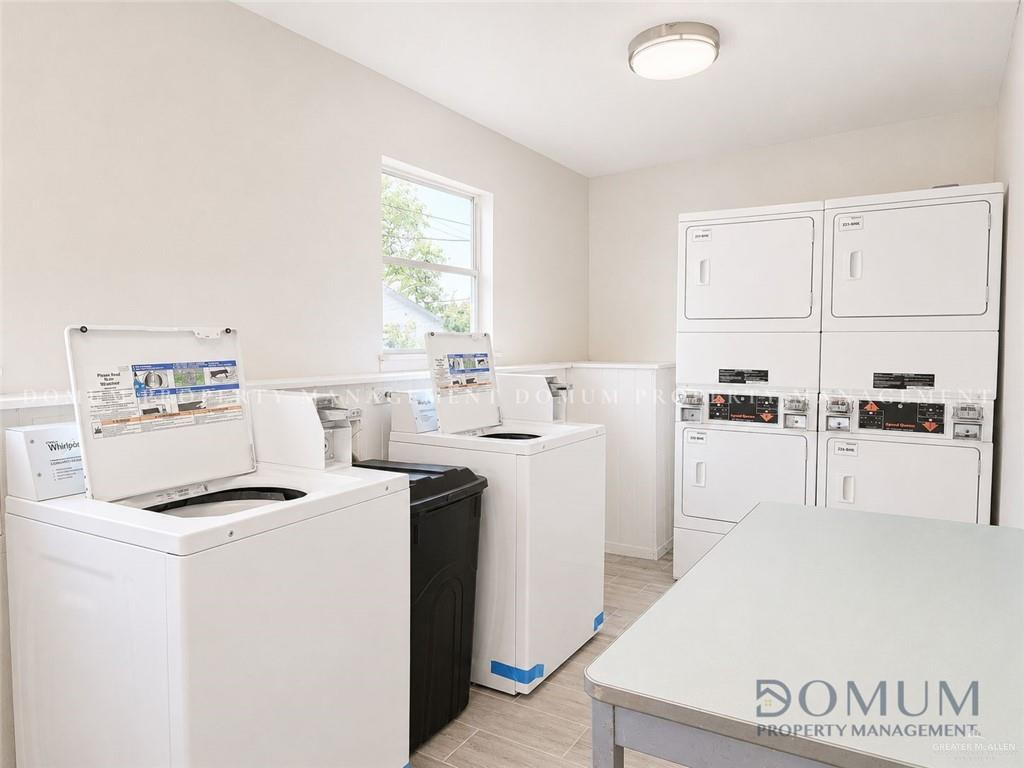 Photo 15 of 1811 Perkins Avenue #9