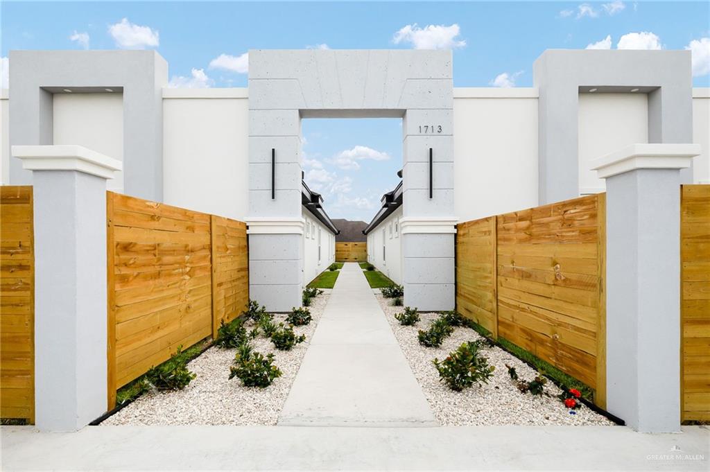 Photo 2 of 1713 Monaco Drive