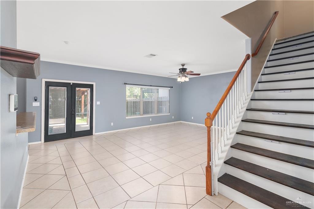 Photo 2 of 3427 Prestwick Street