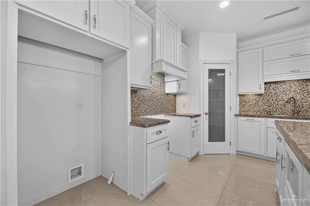 Photo 7 of 1337 Loretta Lynn Drive