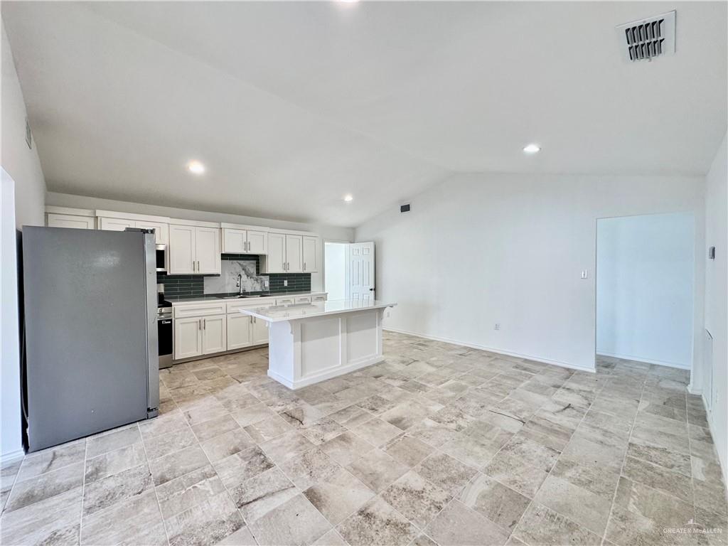 Photo 9 of 106 Aldrin Street