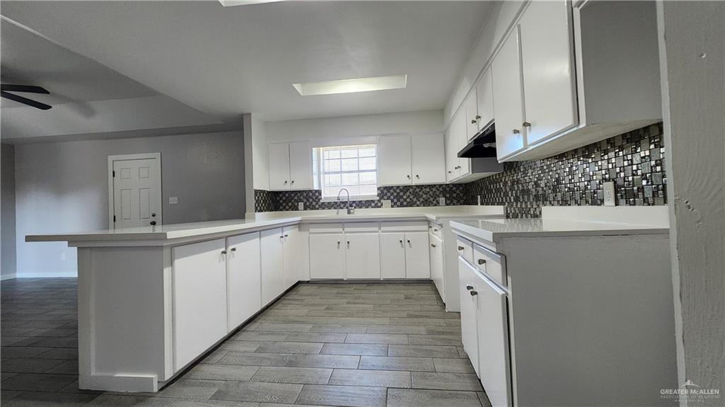 Photo 11 of 421 Casiano Street