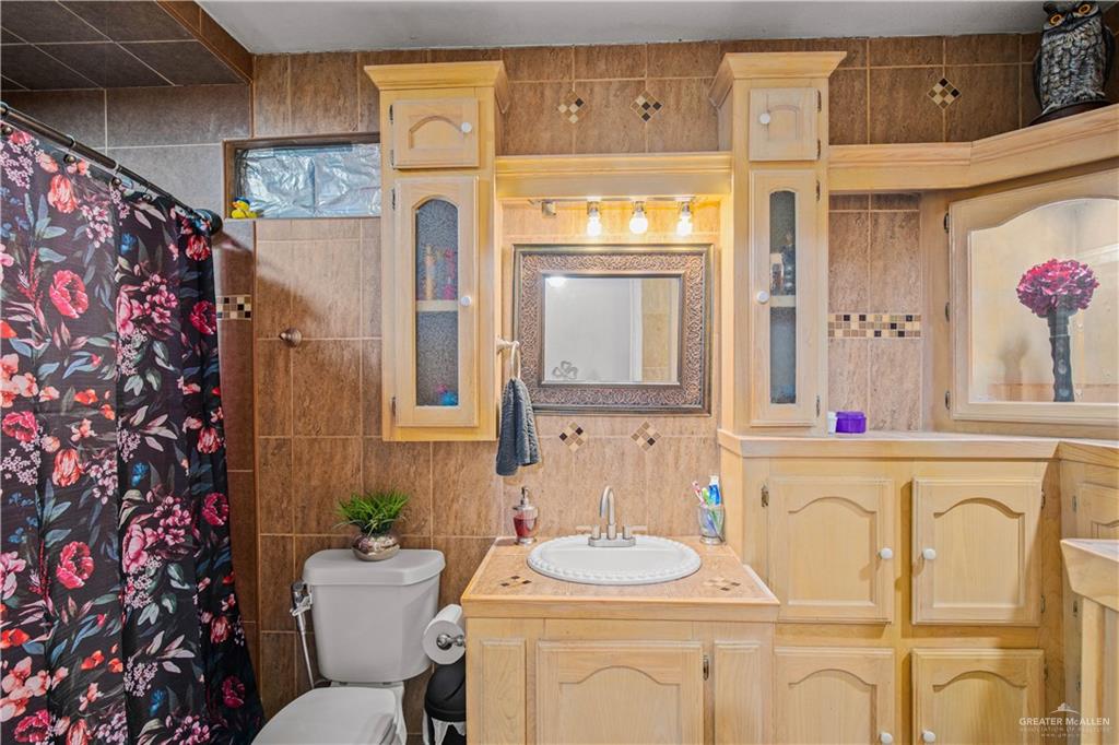 Photo 13 of 3300 Pradera Street