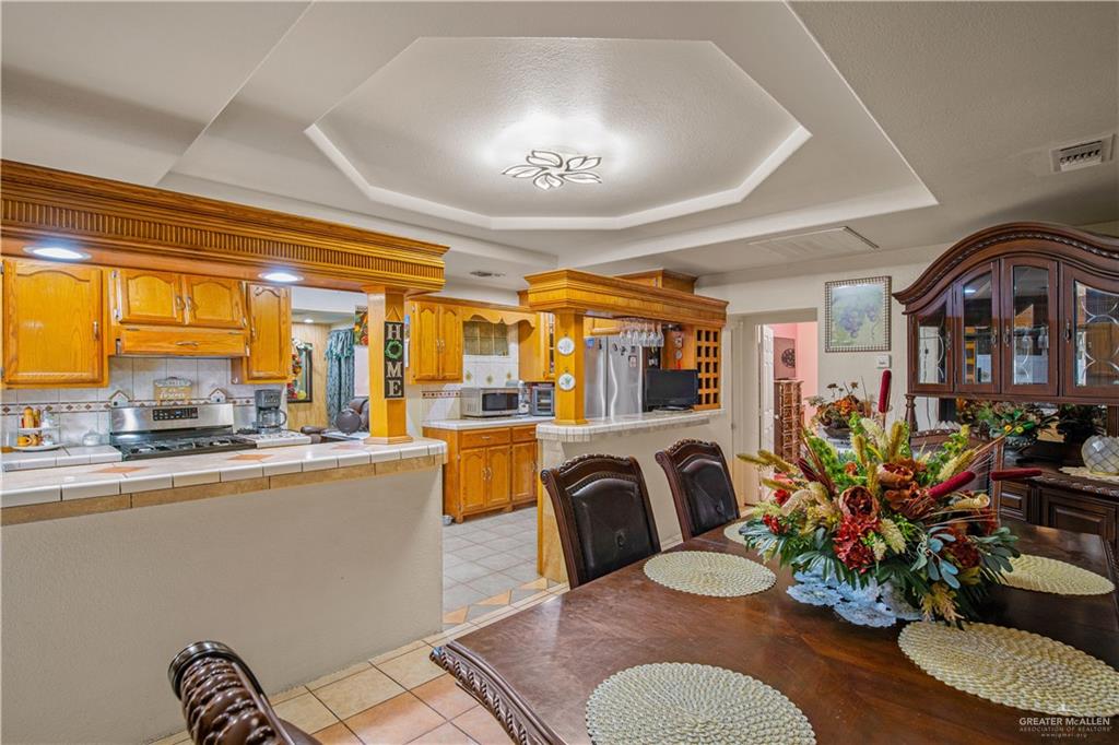 Photo 3 of 3300 Pradera Street