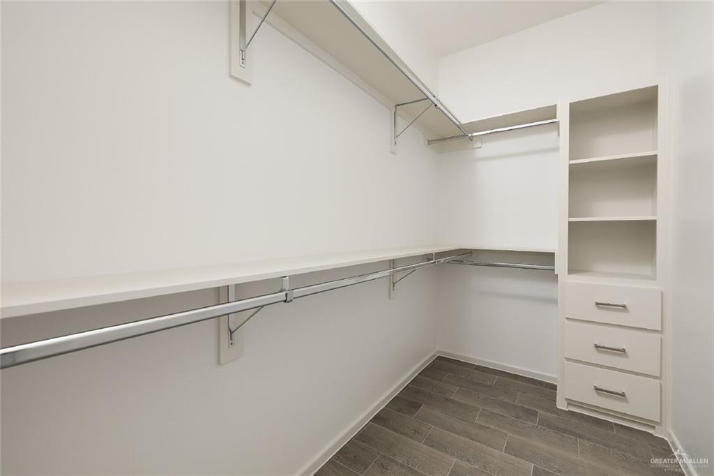 Photo 9 of 2713 Hayes Avenue #2