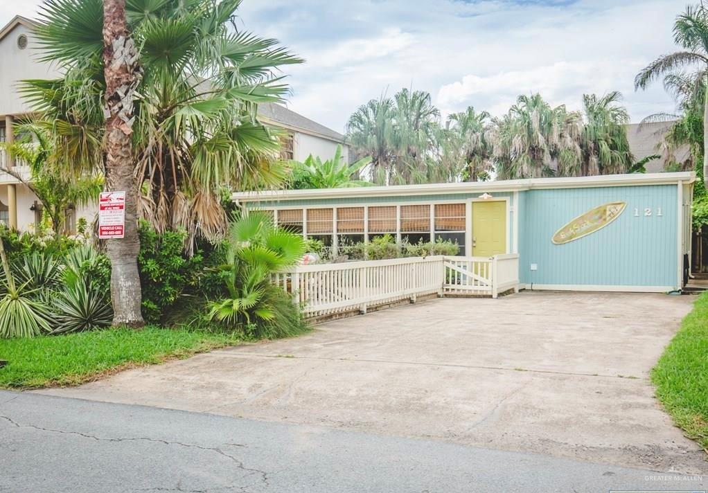Photo 3 of 121 Swordfish Street