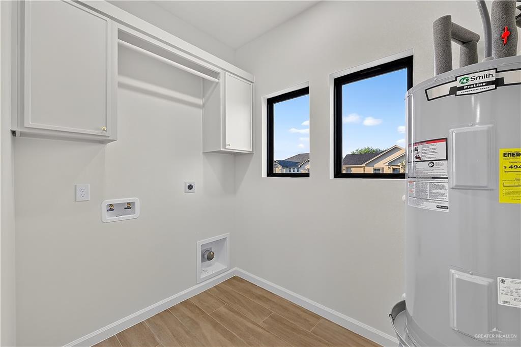 Photo 10 of 3508 Las Brisas Street