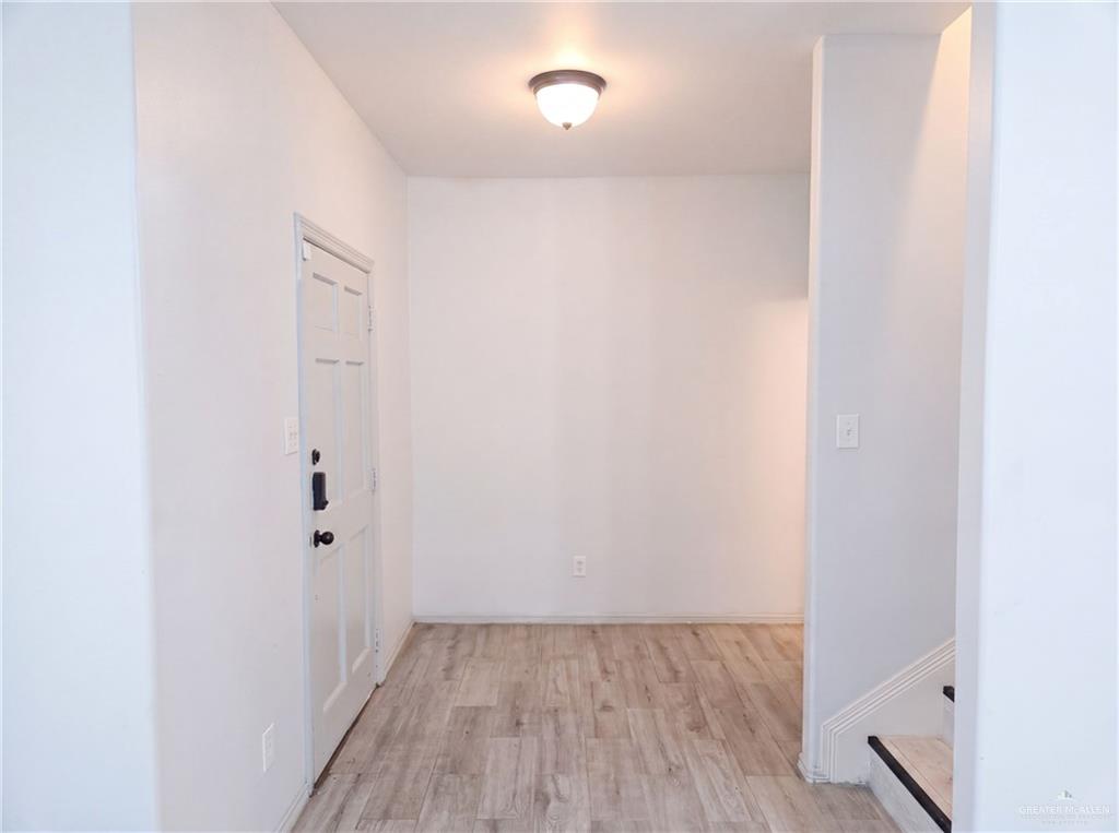 Photo 7 of 2116 6th Street