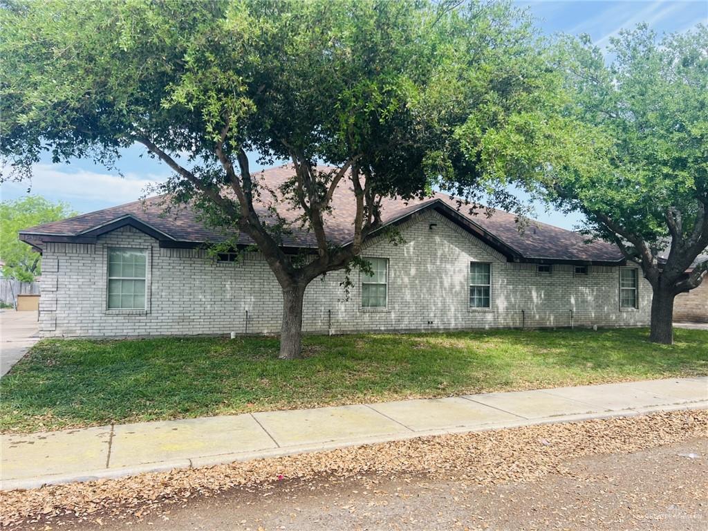 Photo 1 of 1405 Prosperity Drive, Edinburg