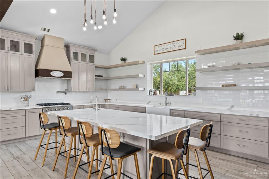 Photo 4 of 7108 Primos Circle