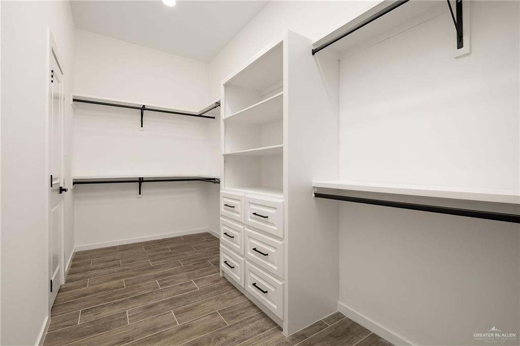 Photo 8 of 2908 Arboledas Drive