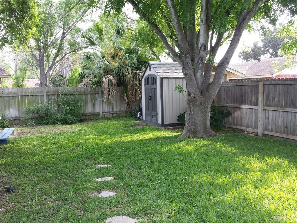 Photo 11 of 2816 Gardenia Circle