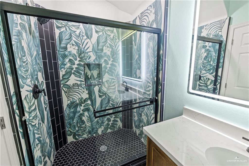Photo 8 of 1401 Karen Drive #B