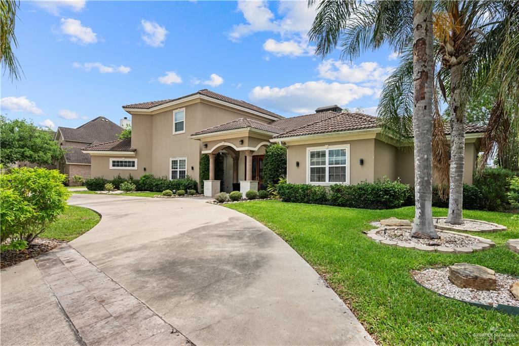 Photo 2 of 3006 Cypress Gardens
