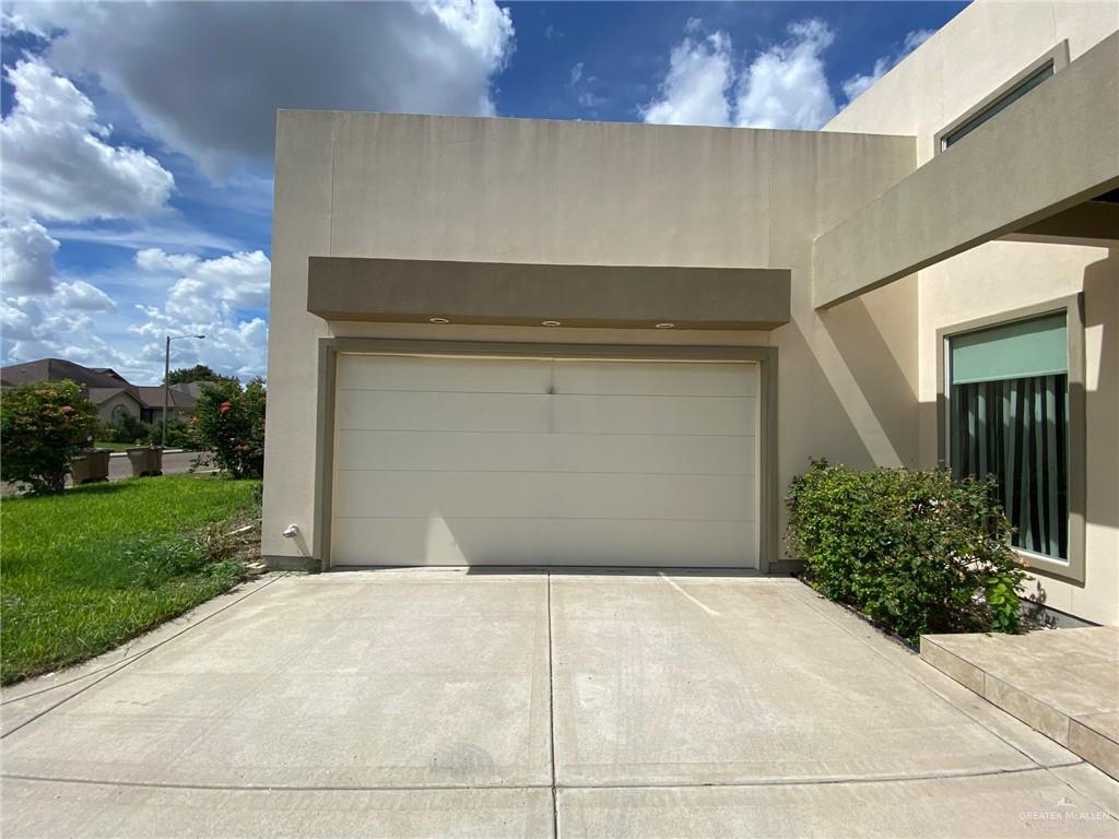Photo 33 of 2223 Isaiah Street
