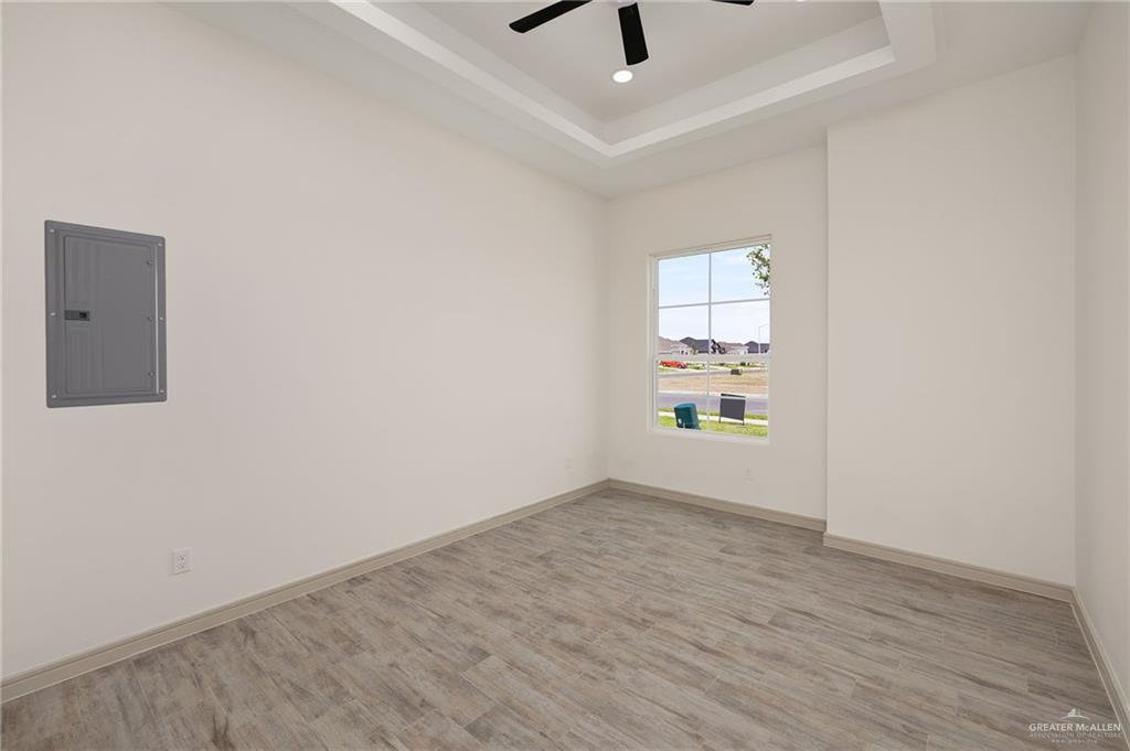 Photo 8 of 10121 Espada Drive
