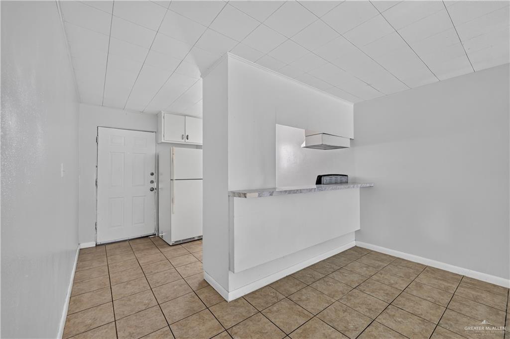 Photo 6 of 1120 Valley View Drive #A3