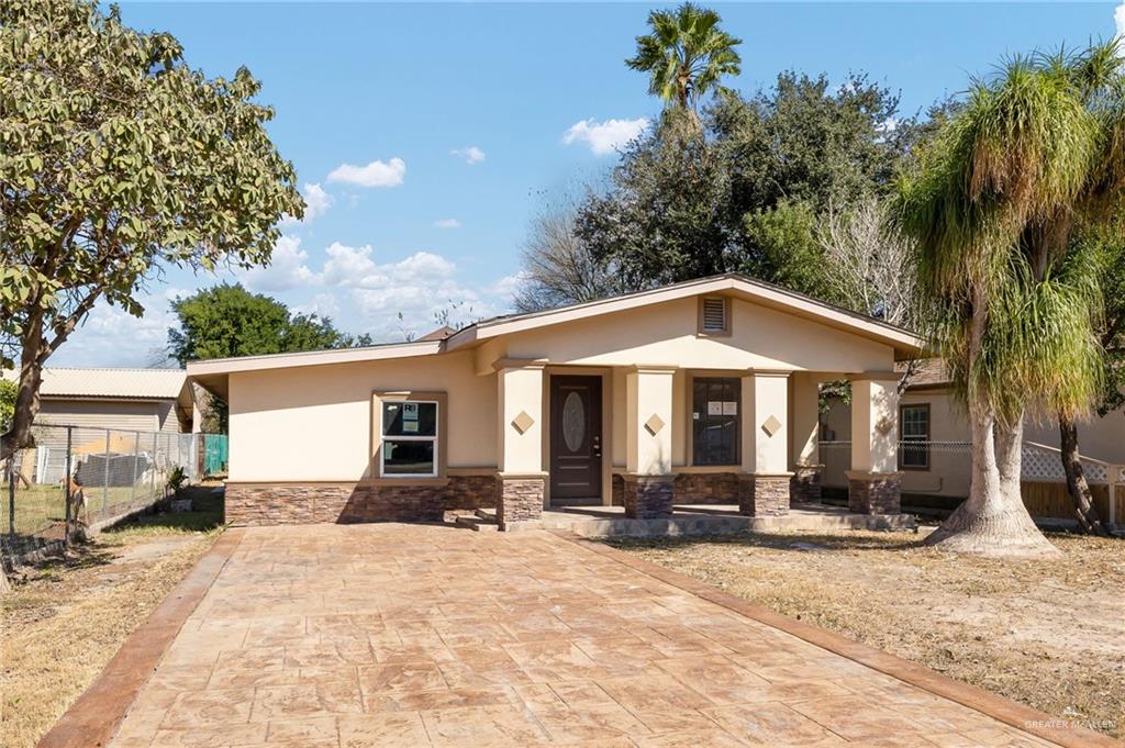 Multi-family home at 534 Acacia Avenue, Alamo, Texas
