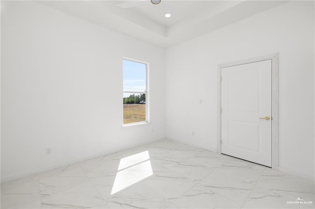 Photo 14 of 954 Milanos Road