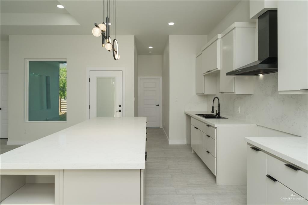 Photo 10 of 461 Texas Boulevard