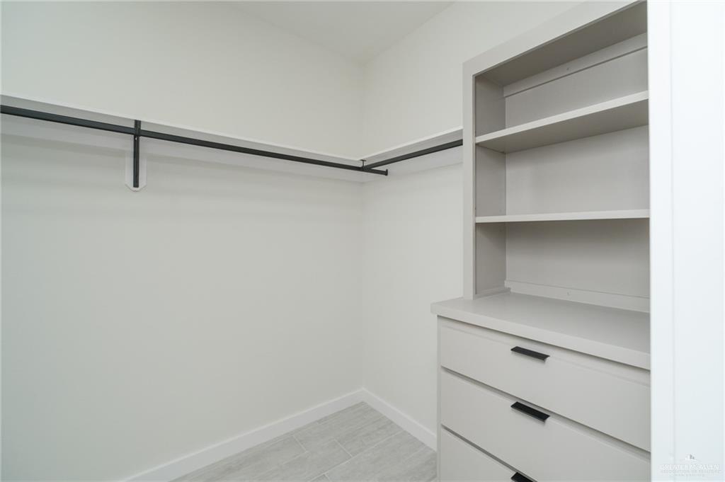 Photo 21 of 461 Texas Boulevard