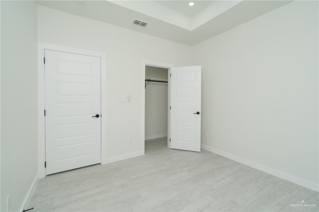Photo 25 of 461 Texas Boulevard