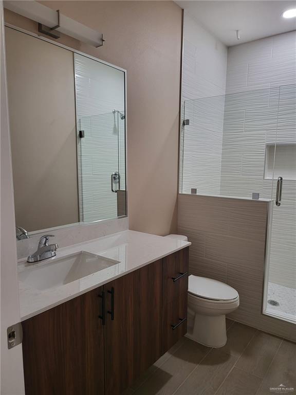 Photo 11 of 3101 Kenwood Street #4