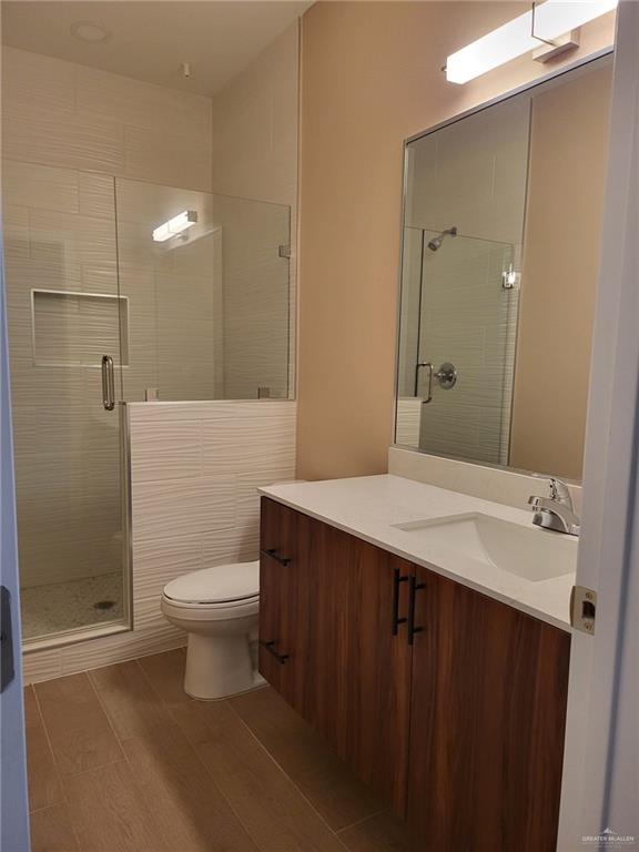 Photo 6 of 3101 Kenwood Street #4