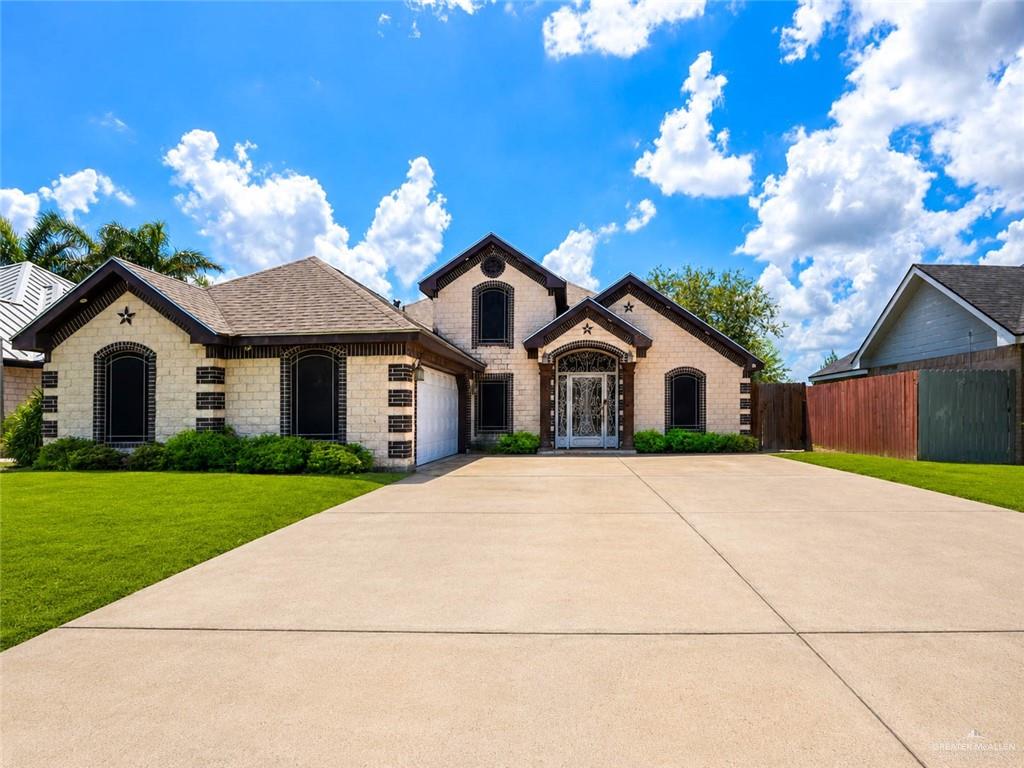 Photo 1 of 2501 Gardenia Drive, San Juan