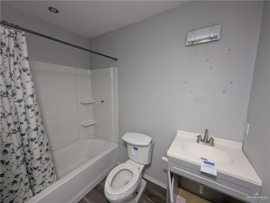 Photo 12 of 1107 34th Drive