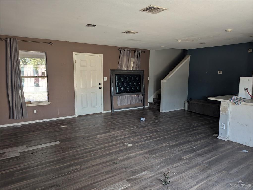 Photo 4 of 1107 34th Drive