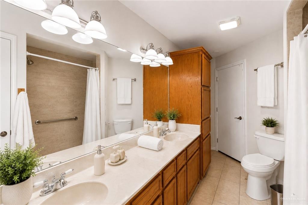 Photo 15 of 301 Tyler Avenue