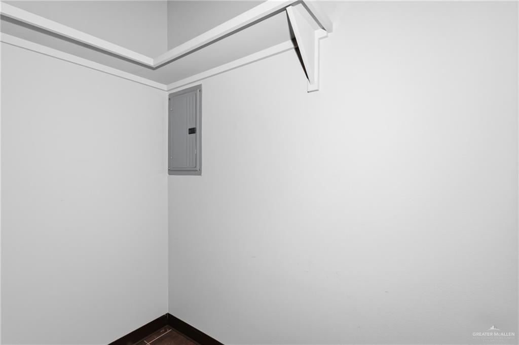 Photo 9 of 2312 Expressway 83 #B