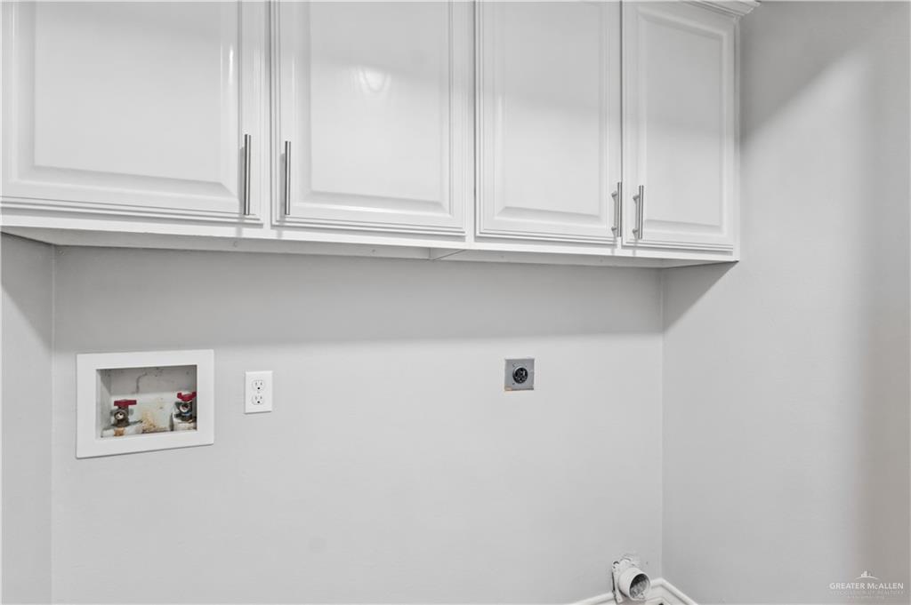 Photo 17 of 6202 Santa Lucia Drive