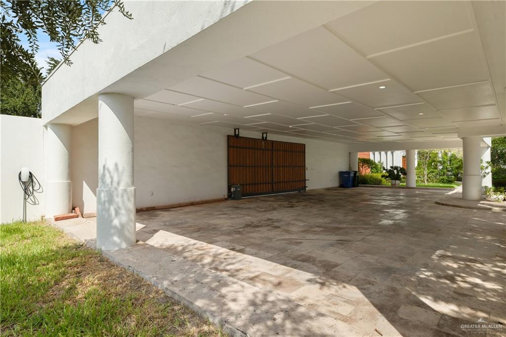 Photo 5 of 323 Nightingale Avenue