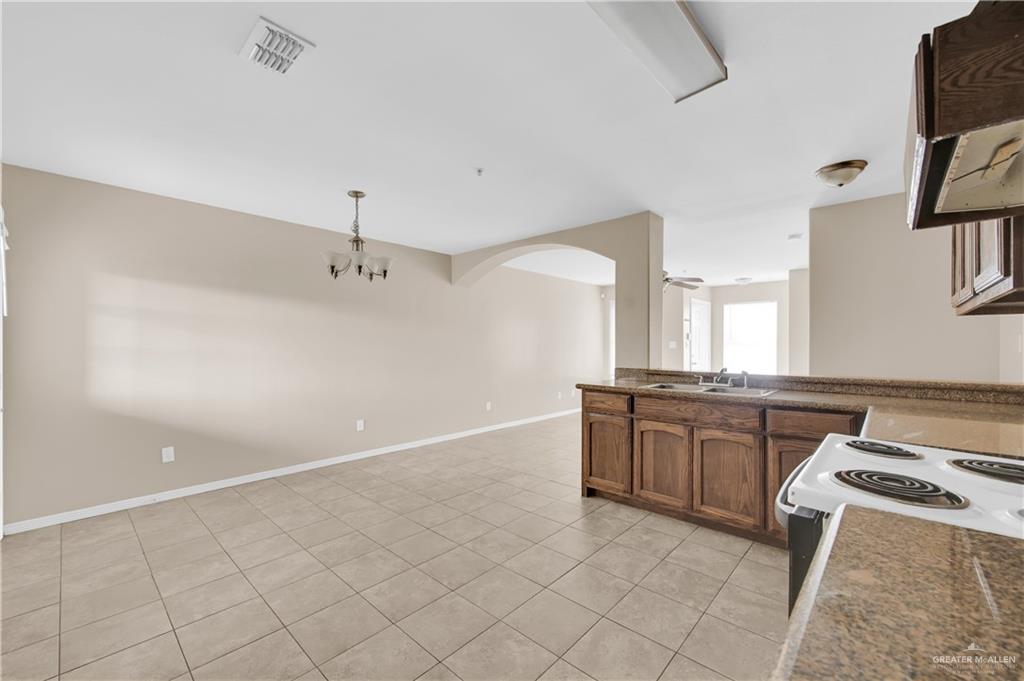 Photo 6 of 1607 Omni Avenue #3