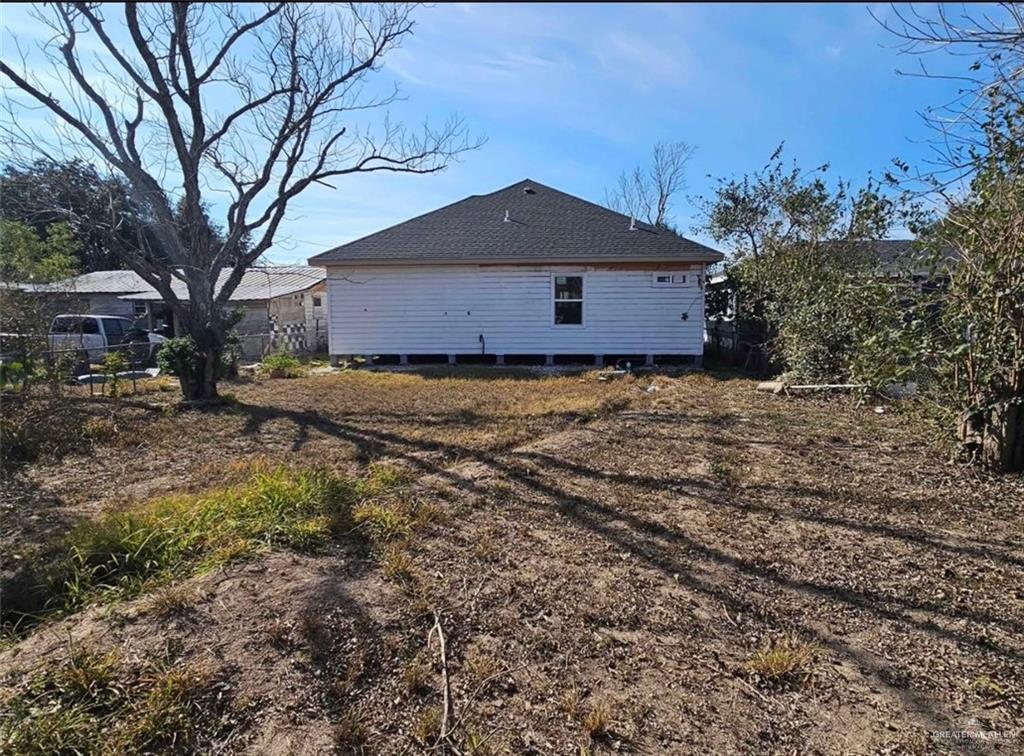 Photo 3 of 614 Birch Avenue